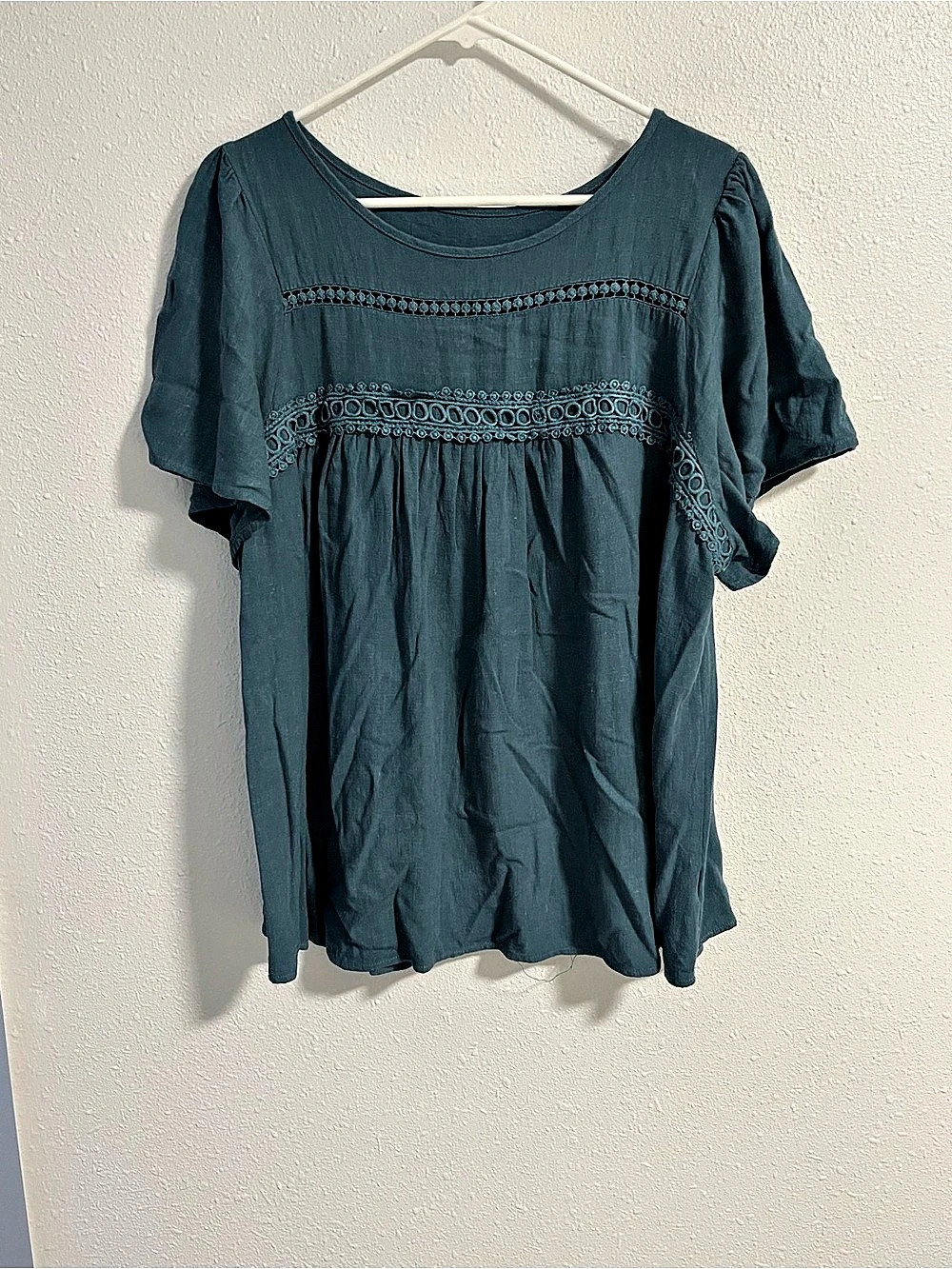 Embroidered Blouse in Blue Size XL Like New